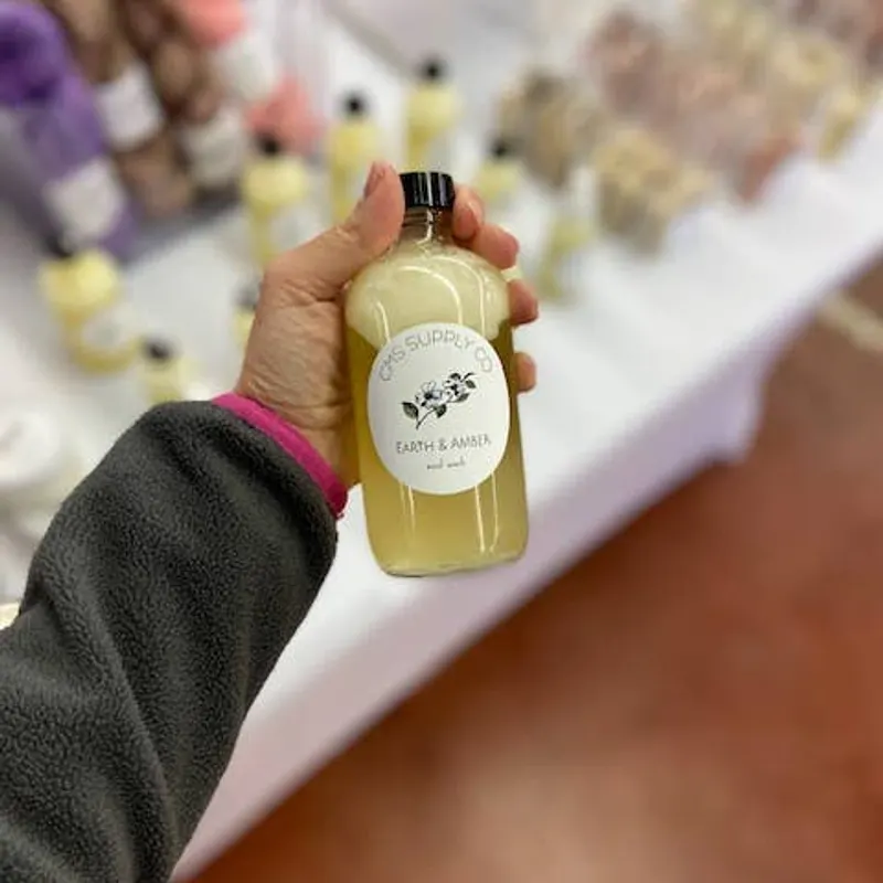 8oz Earth & Amber Wool Wash