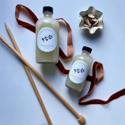 4oz Vanilla Musk Wool Wash