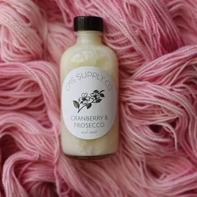 4oz Cranberry & Prosecco Wool Wash